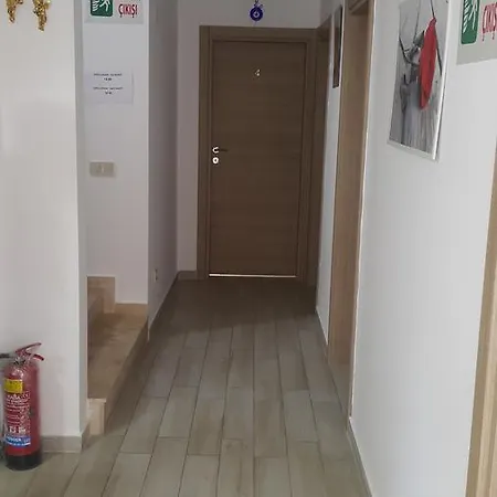 Derin Butik Sigacik