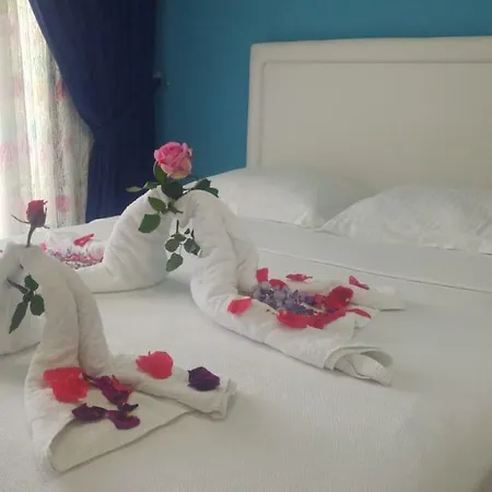 Derin Butik Hotel *